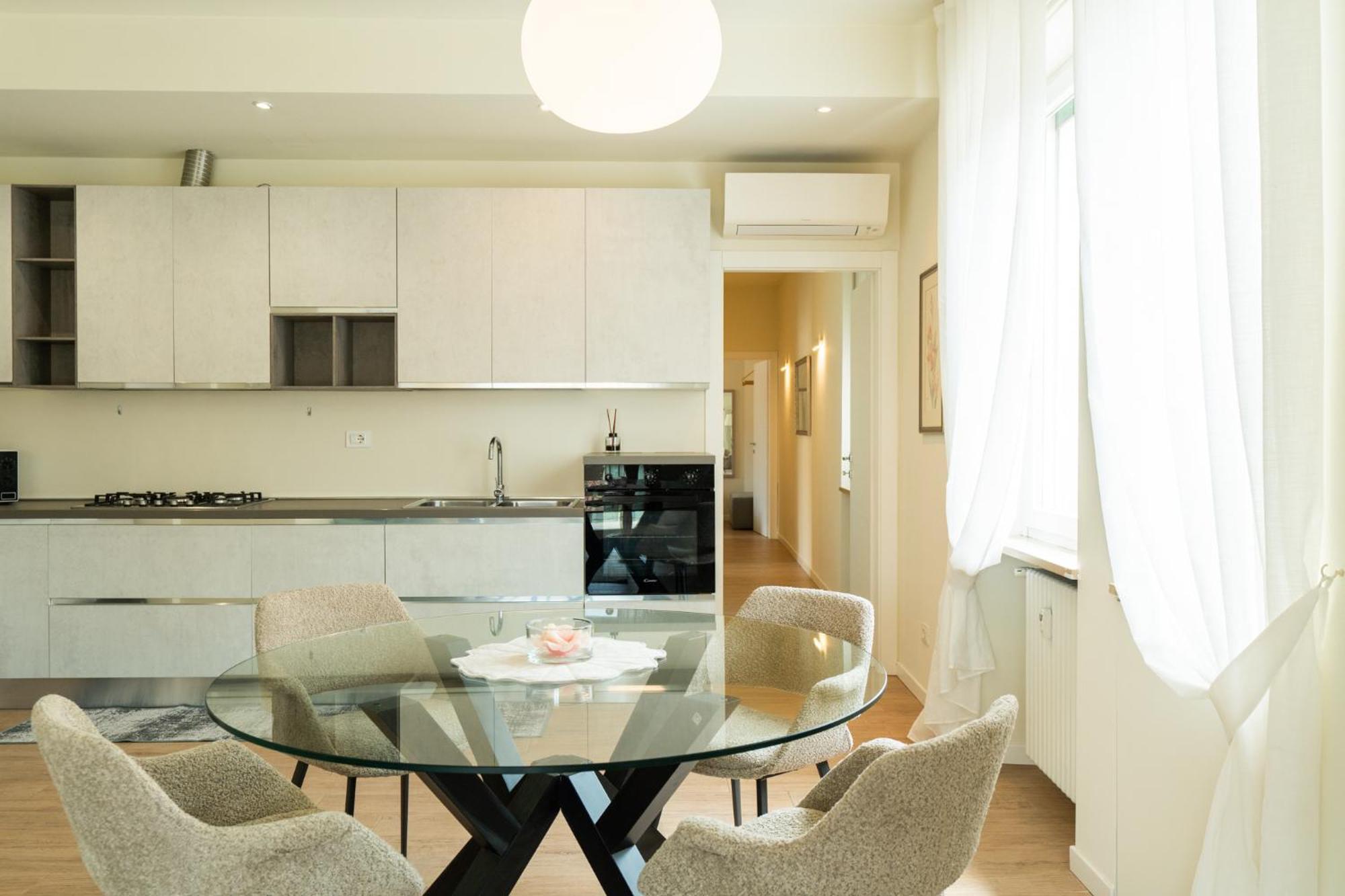 Domus Verona - Ampia Residenza Filippini A Pochi Passi Dall'Arena Ngoại thất bức ảnh