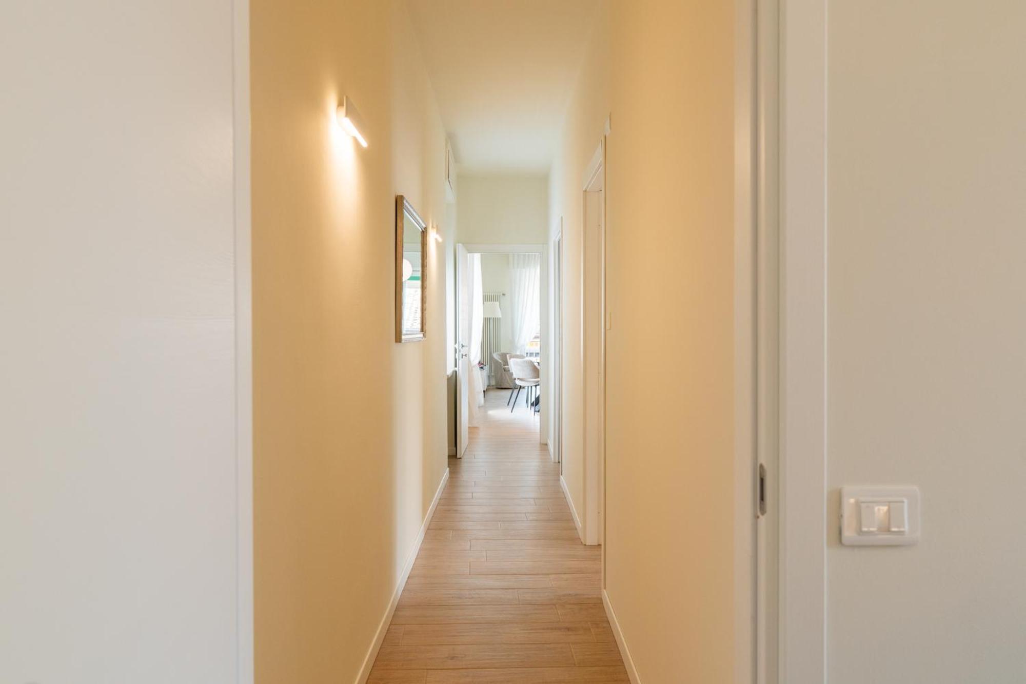 Domus Verona - Ampia Residenza Filippini A Pochi Passi Dall'Arena Ngoại thất bức ảnh